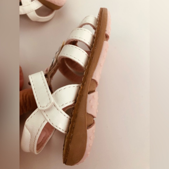 New Self Esteem White Sandals with Pastel Flowers. Size 5 - Picture 3 of 5